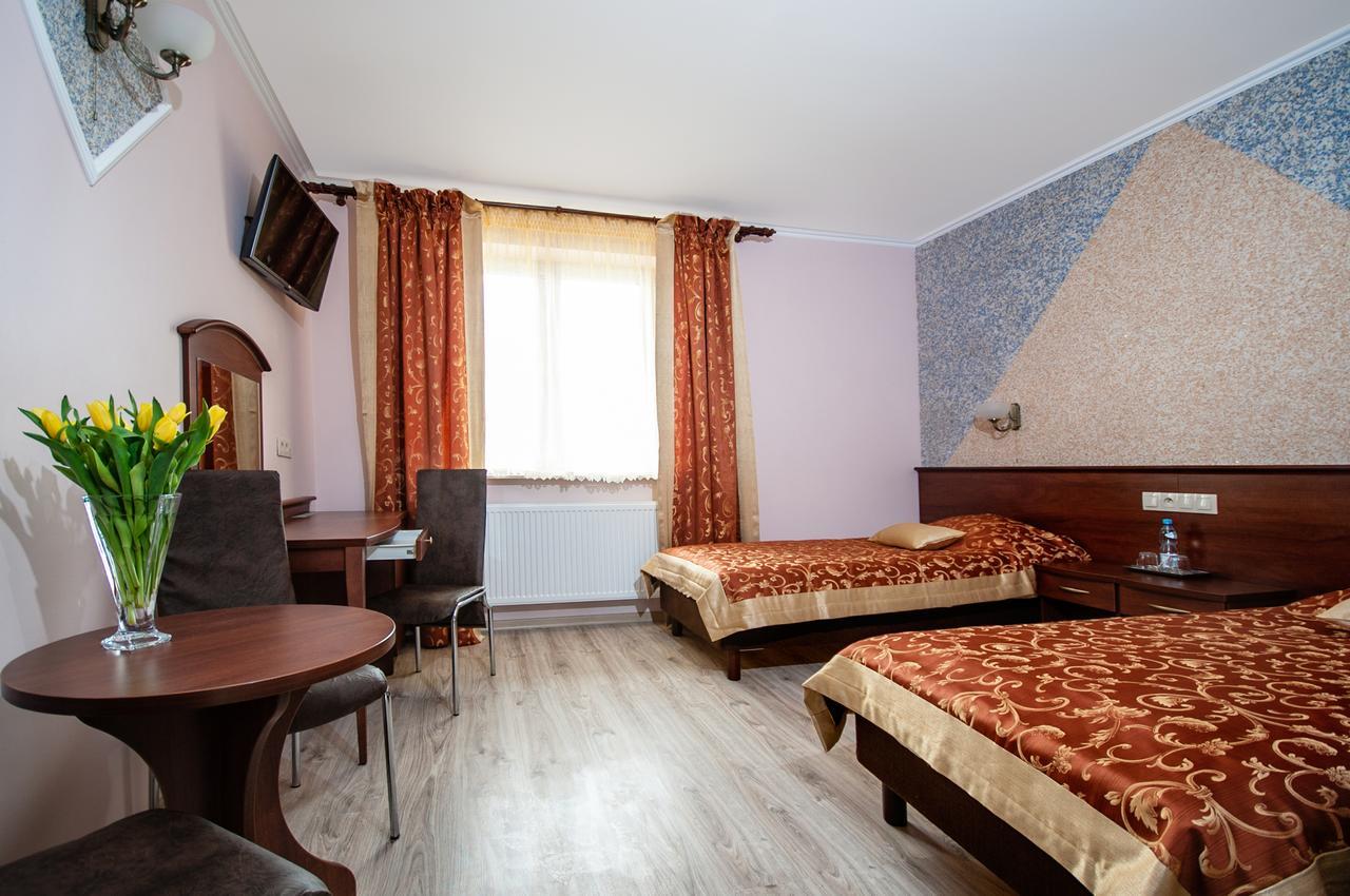 לובלין Hotel Irys מראה חיצוני תמונה