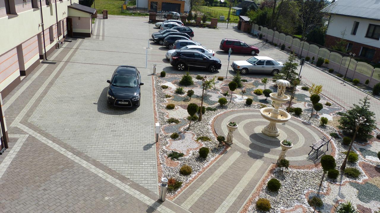 לובלין Hotel Irys מראה חיצוני תמונה
